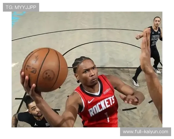 火箭主场迎战独行侠，内线优势与防守反击战术成焦点